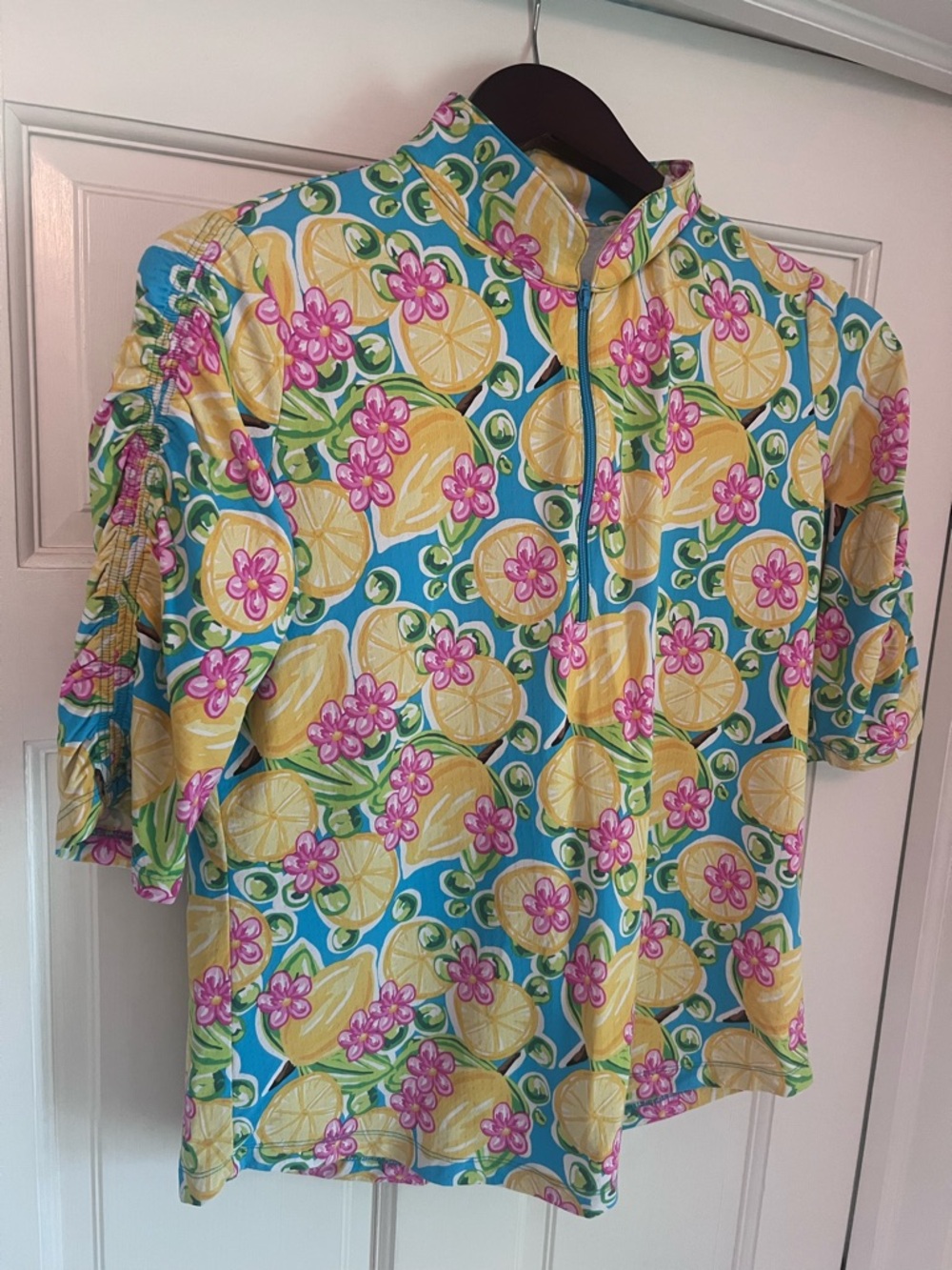 Ibkul Bright Calista Print Citrus Floral Top in Yellow, Blue & Pink Size M